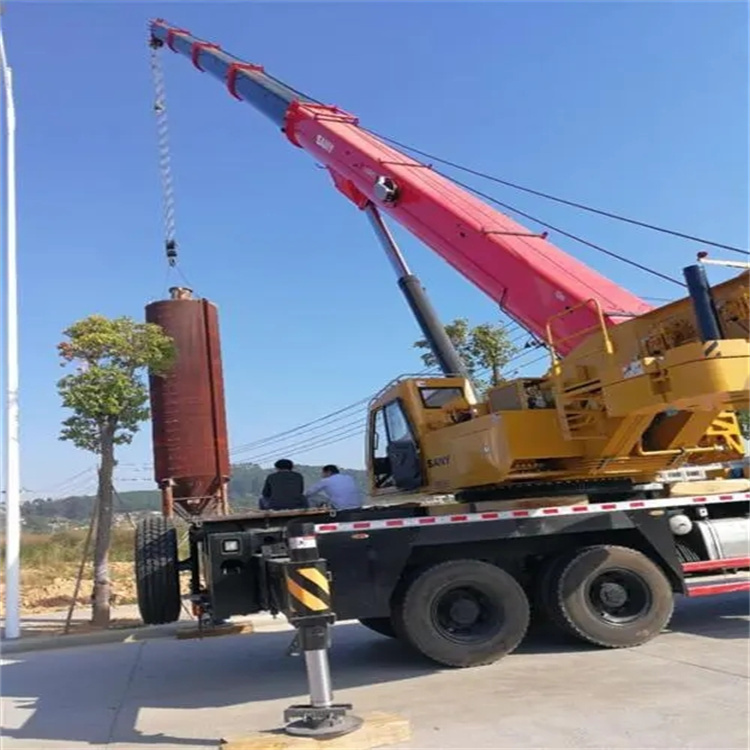 武安县专业吊车租赁多少钱