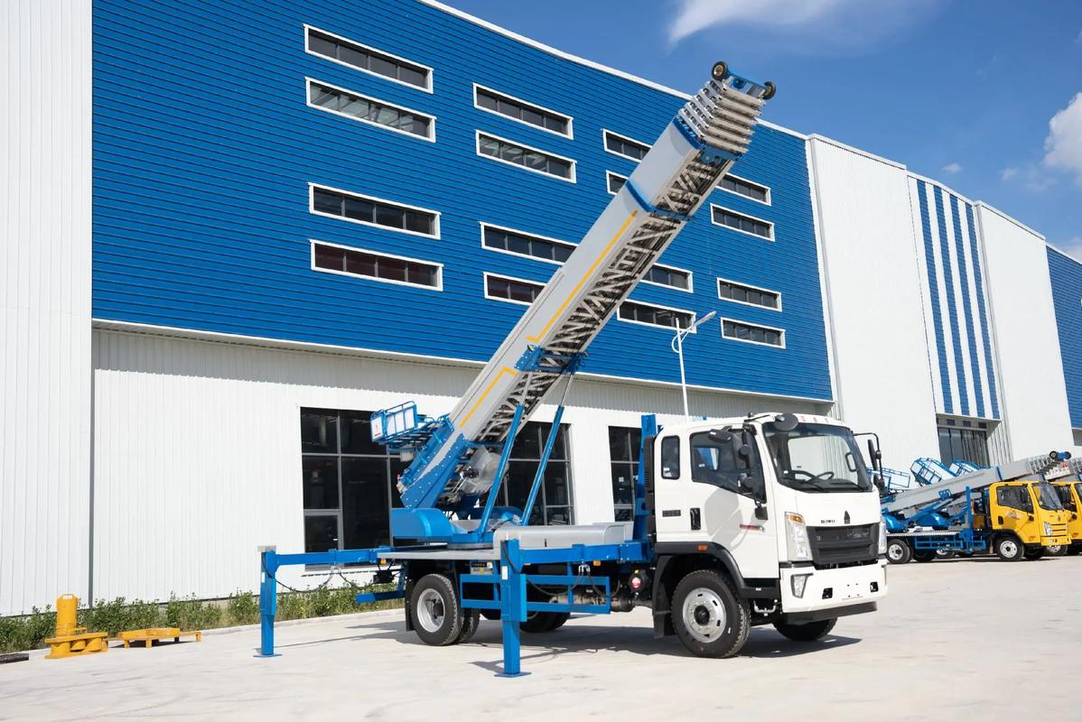 武安县小型云梯车上料车租赁多少钱