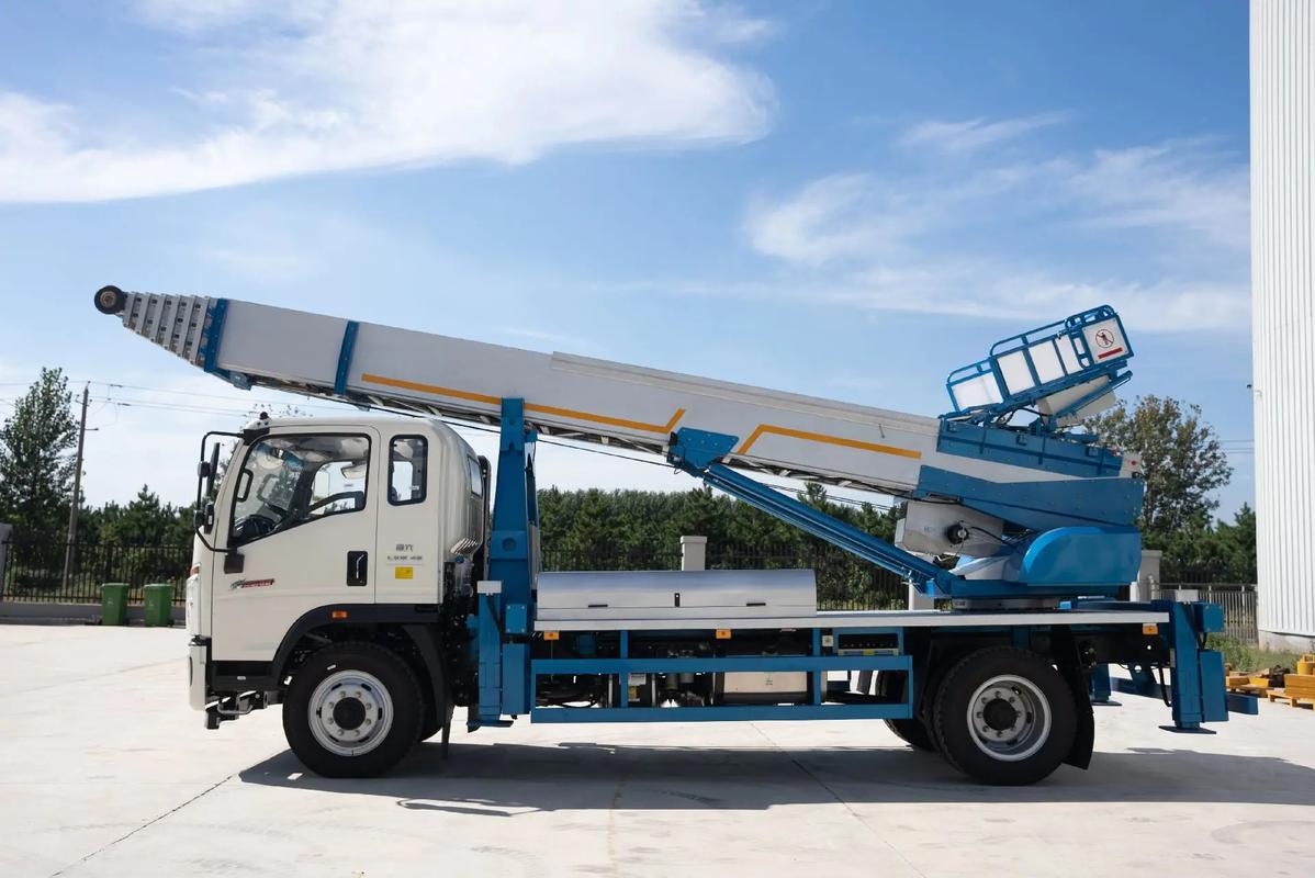 武安县云梯上料车租赁费用